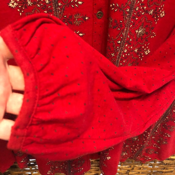 🎉💕 LUCKY BRAND 1X RED TOP! 🎊😍 - Picture 8 of 8